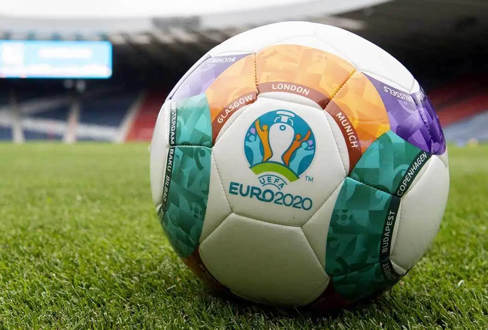 Euro 2020 có thể diễn ra vào cuối năm
